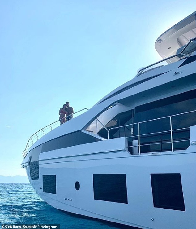 Ronaldunun yeni yaxtası - 6 milyon avro qiyməti var (FOTOLAR)