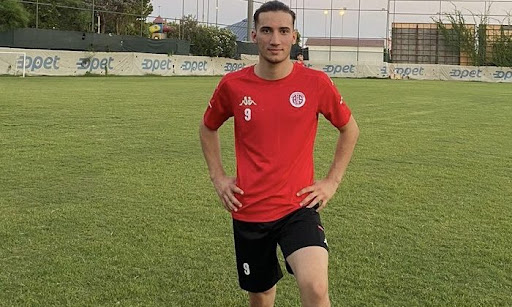 Millimizin futbolçusu "Antalyaspor"a keçdi