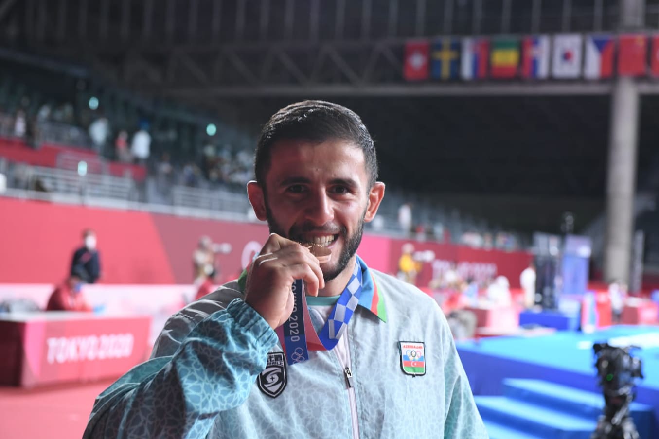 Olimpiya mükafatçımız: "O silahın satılmağı karyeramın startı idi"