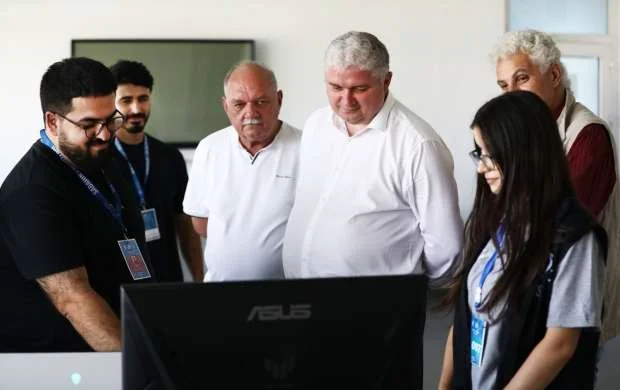 AFFA-nın baş katibi "Sabahın Ulduzları" Bakı Kubokunun oyununu izlədi 