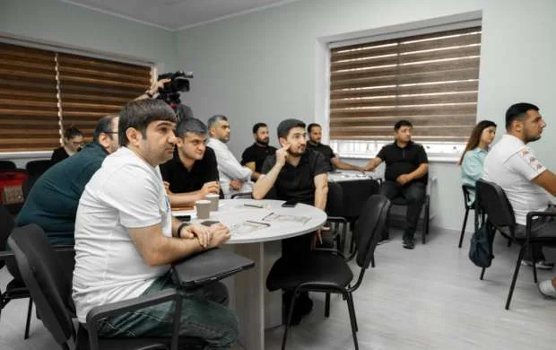 AFFA Bakı İqlim Həftəsi çərçivəsində "Futbolda dayanıqlıq" mövzusunda seminar keçirdi 