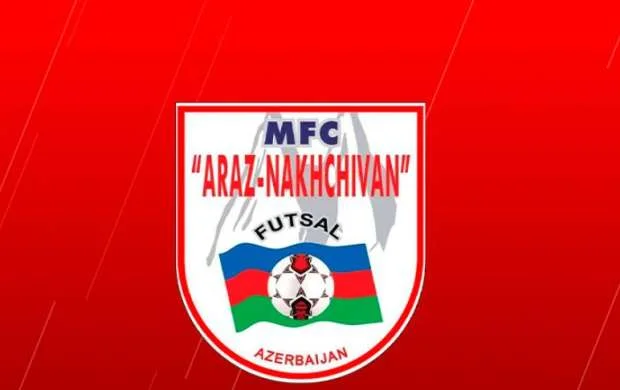 Ölkə çempionunda iranlı müdafiəçi - RƏSMİ 