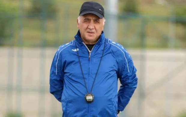 "12 gün ərzində 4 oyun keçirmək yüksək fiziki hazırlıq tələb edir" - Şahin Diniyev 