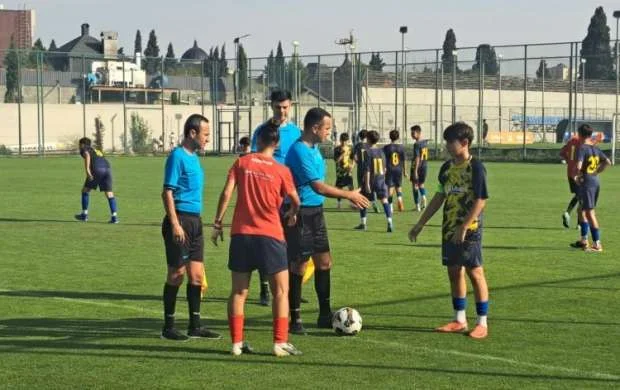 "Kəpəz"in U-14 komandası U-17 millimizi məğlub etdi 